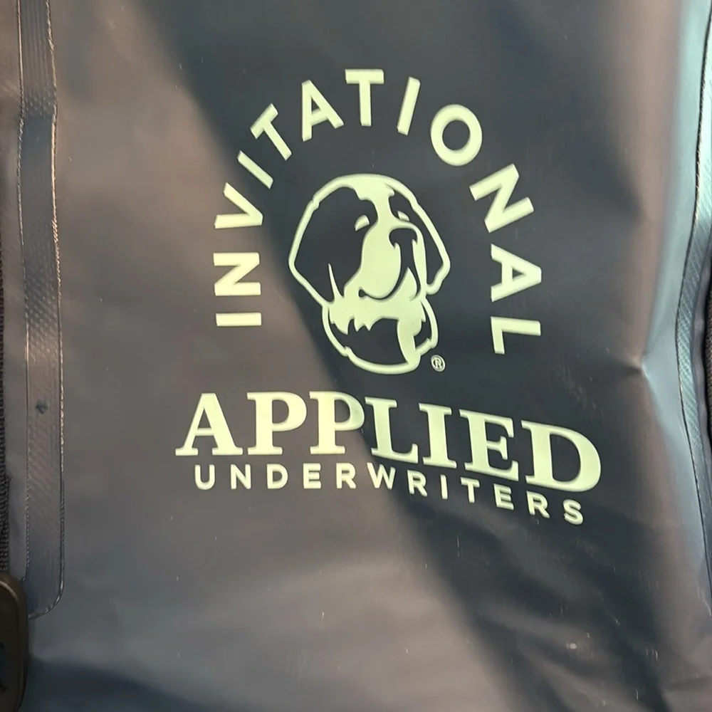 NWOT Applied Underwriters Logoed Fisherman’s Travel Bag